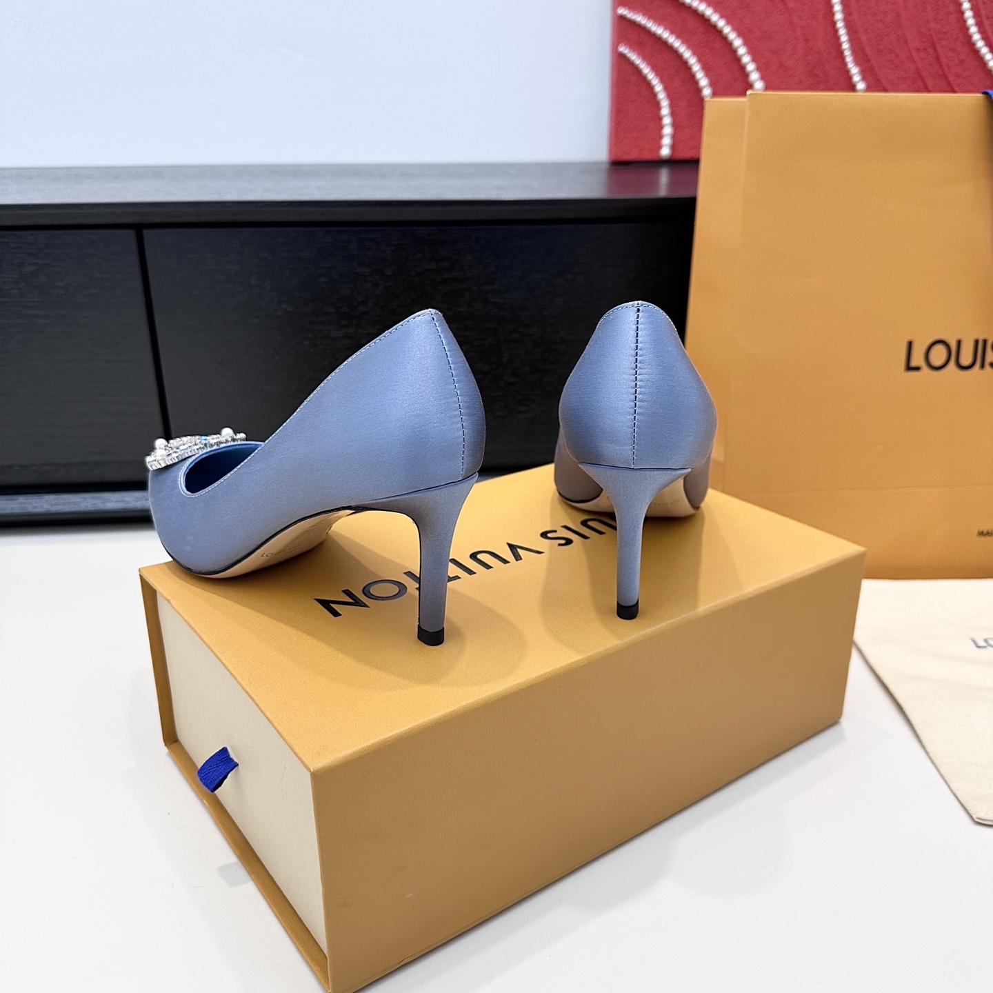 Women's high heels